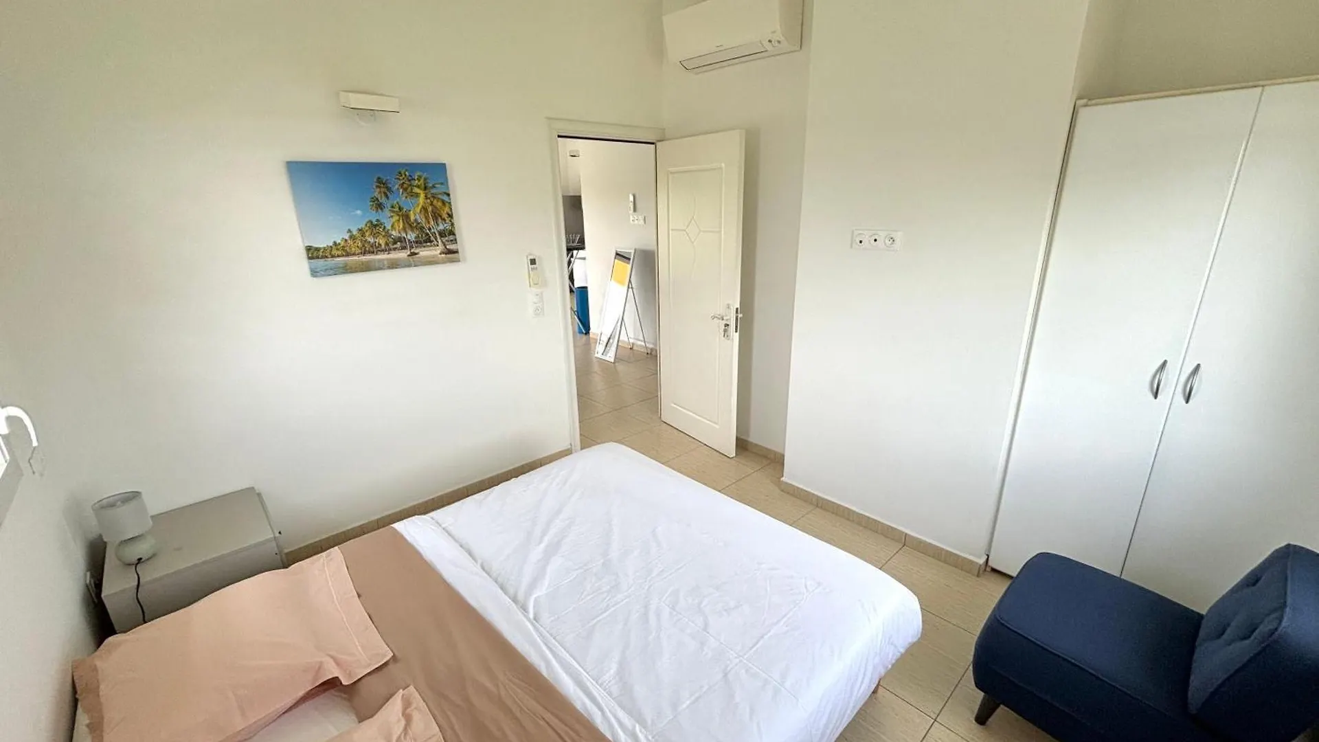 アパート ベ・マオーRubis - Vue Piscine, Balcon, Proche Destralandアパートメント グアドループ